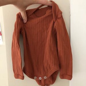 Fin & Vince long sleeve ribbed onesie